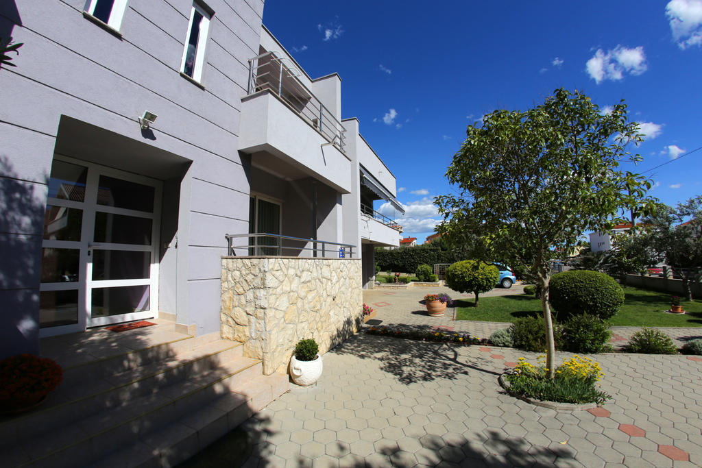 Apartmani Ukalovic Zadar Bagian luar foto