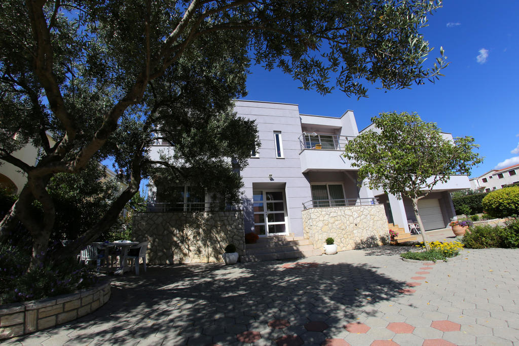 Apartmani Ukalovic Zadar Bagian luar foto