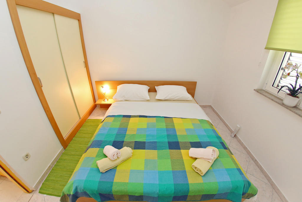 Apartmani Ukalovic Zadar Bagian luar foto