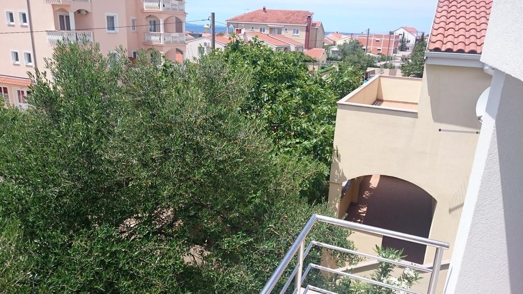 Apartmani Ukalovic Zadar Bagian luar foto